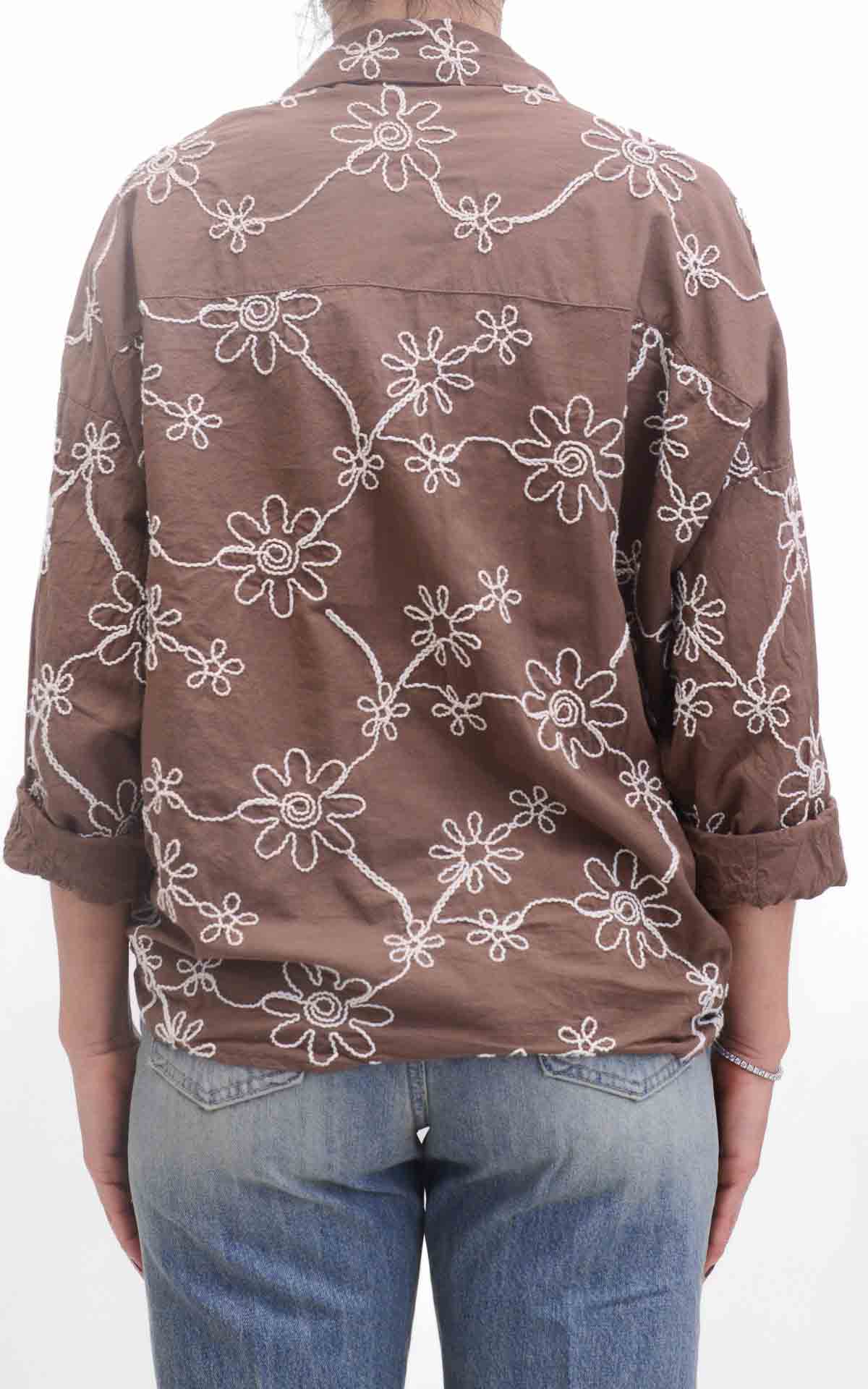 OFF-ON - Camicia con fiori ricamati - Cioccolato