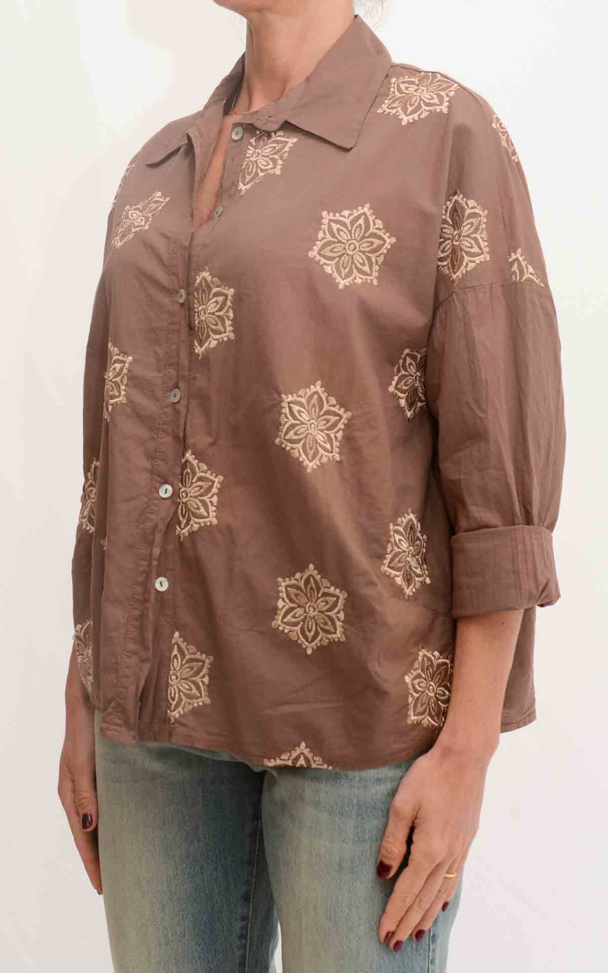 OFF-ON - Camicia con ricami - Cioccolato