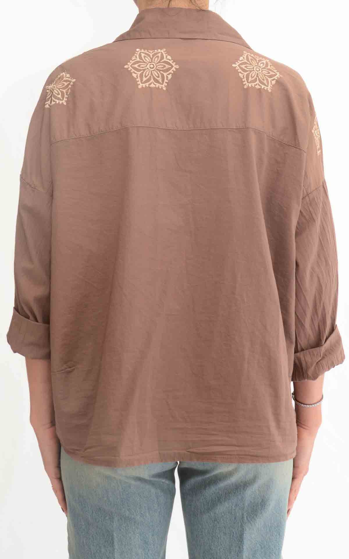OFF-ON - Camicia con ricami - Cioccolato