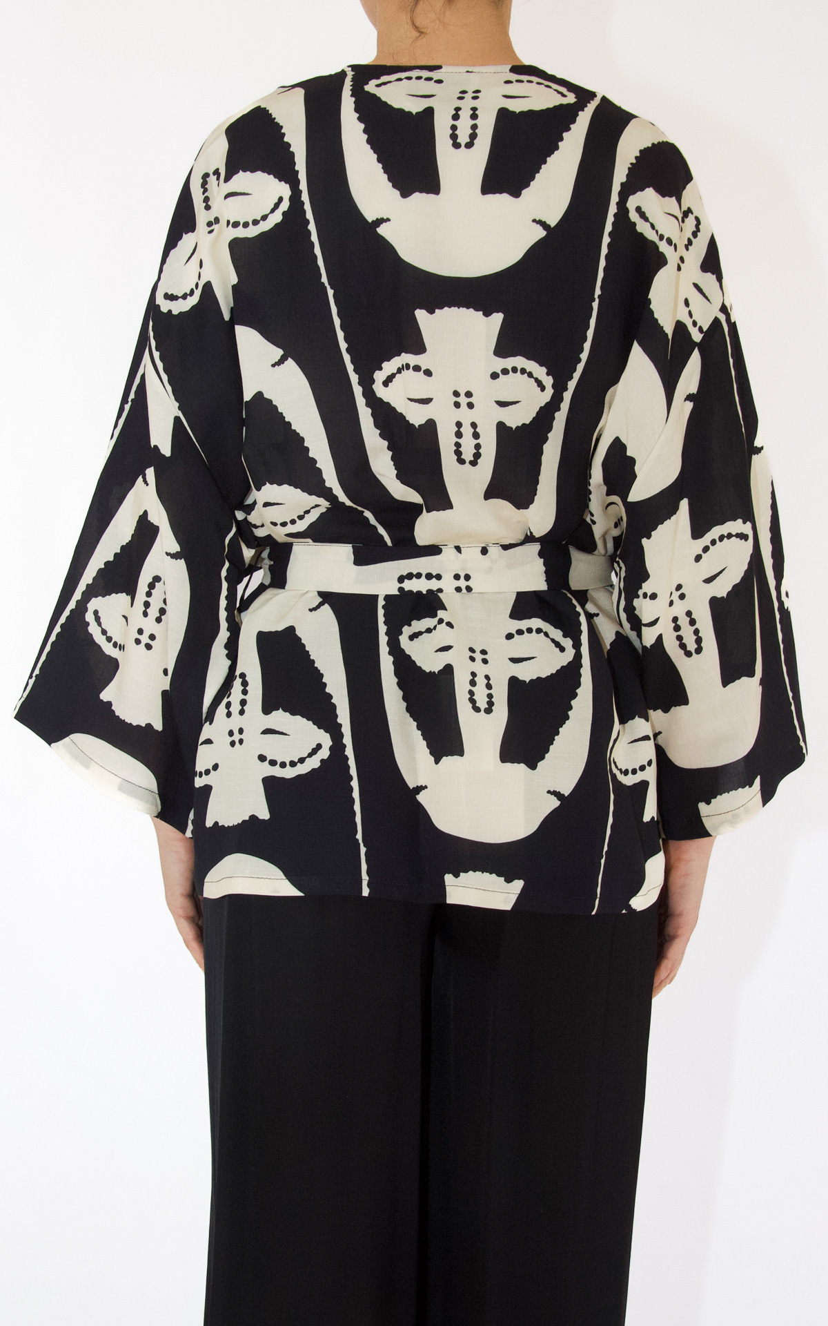 Pietronilla &#8211; kimono manica 3/4 &#8211; bianco/nero