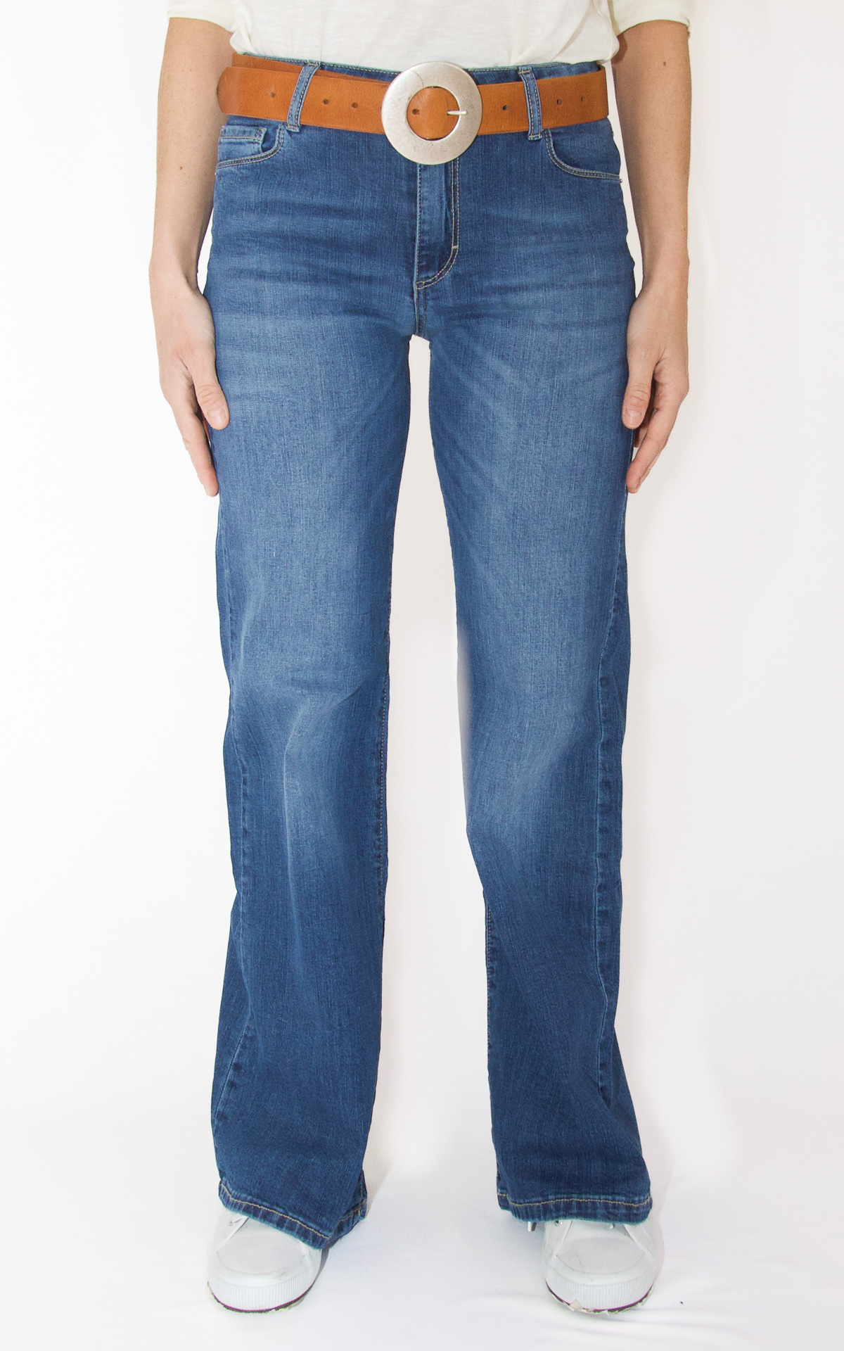 (image for) Initial – jeans zampa – SVEVA