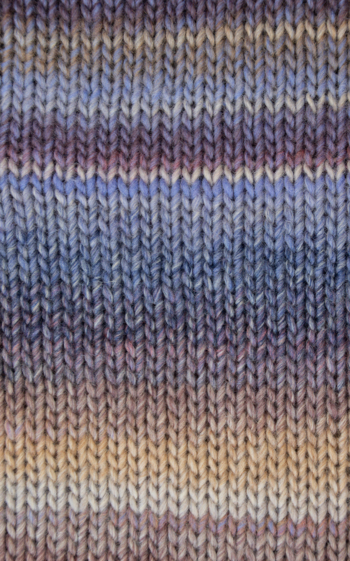 Off-On - maglia bicolore scollo V - glicine