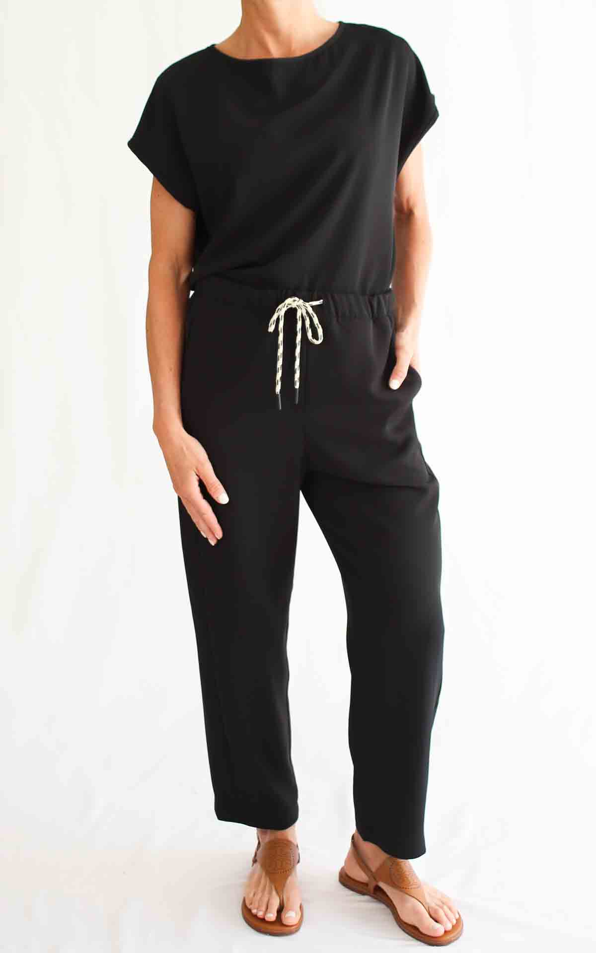 SUSYMIX - Completo blusa barchetta - NERO