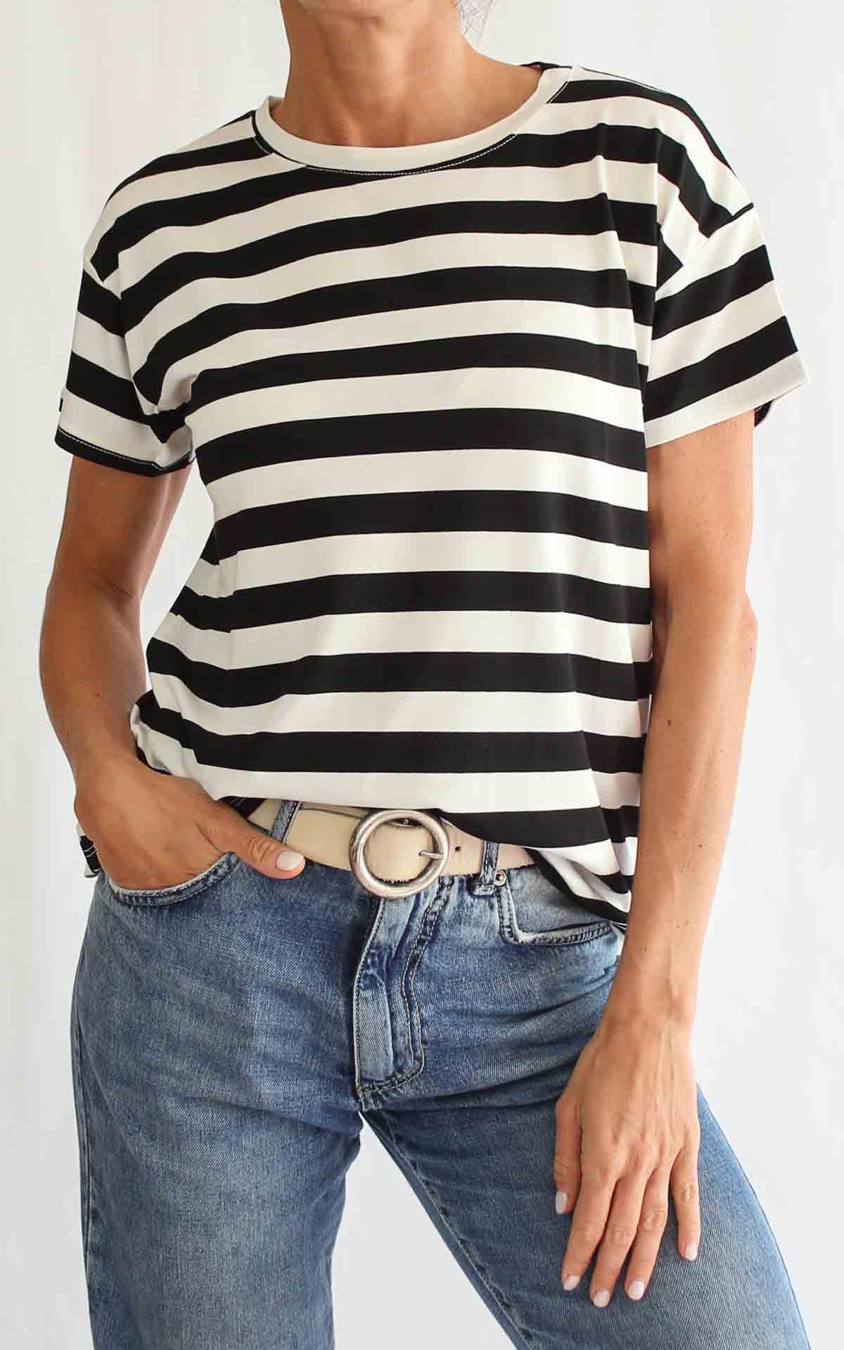 SUSYMIX - T-Shirt riga - NERO / LATTE