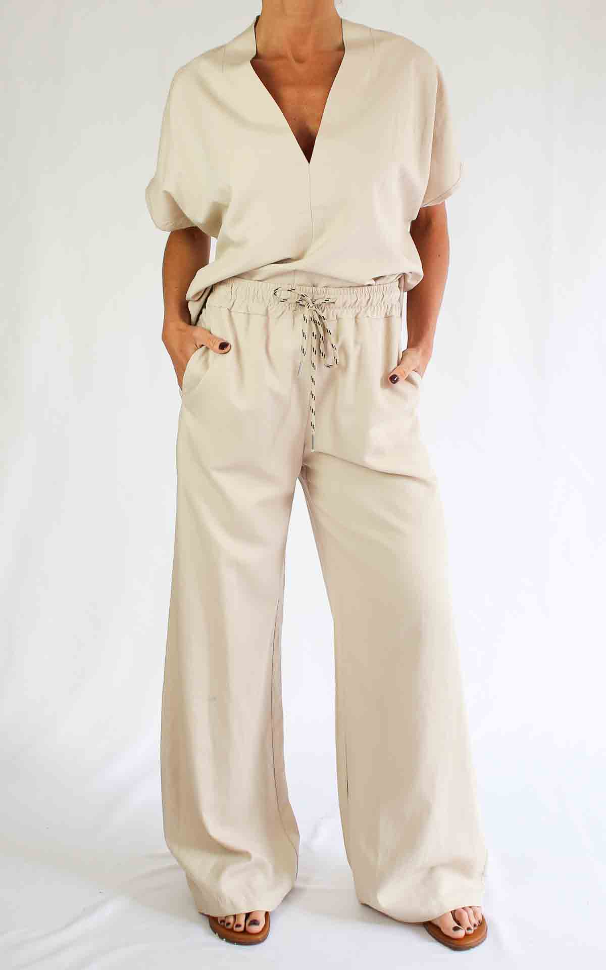 OFF-ON – Completo blusa scollo V – BEIGE