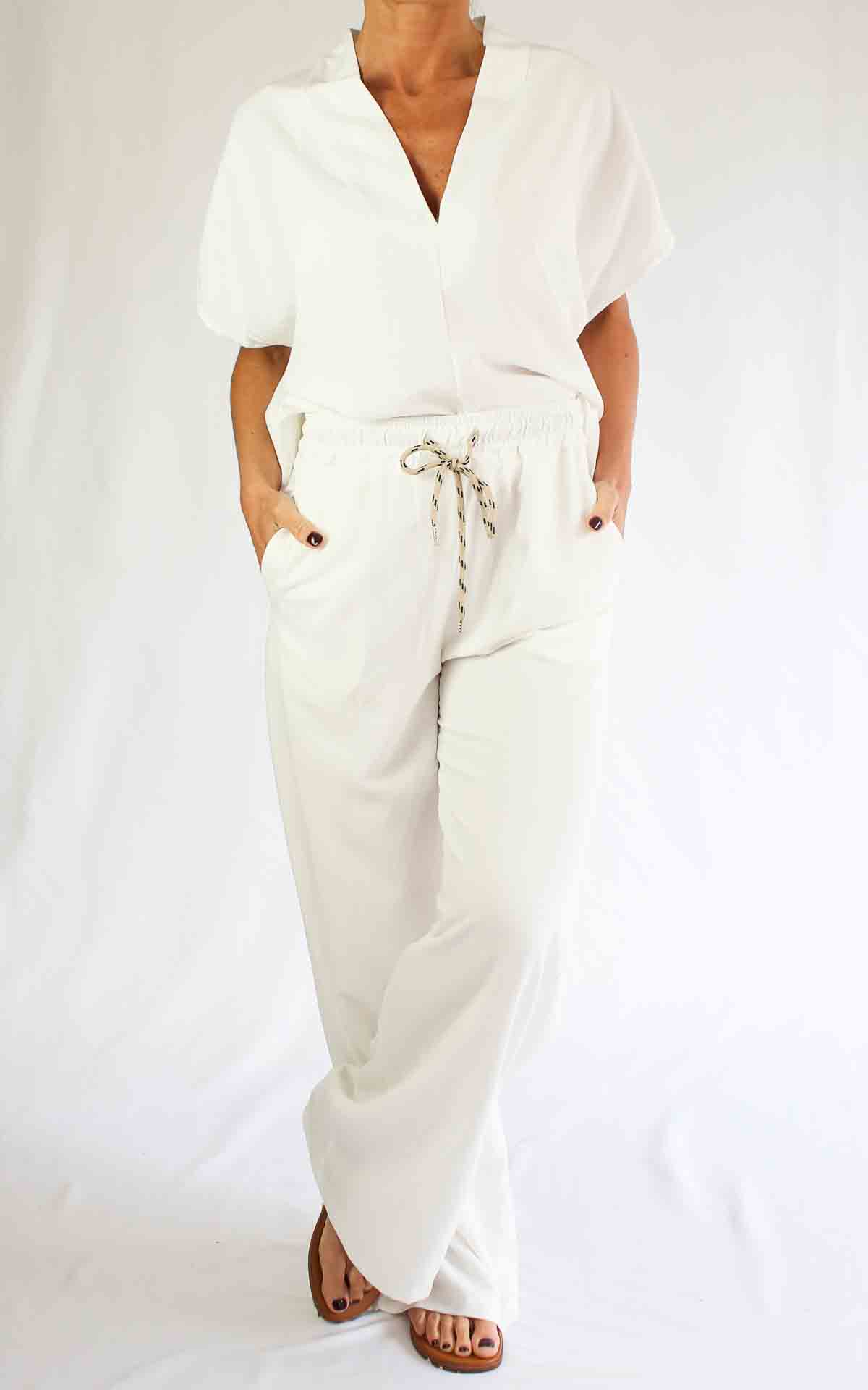 OFF-ON – Completo blusa scollo V – LATTE