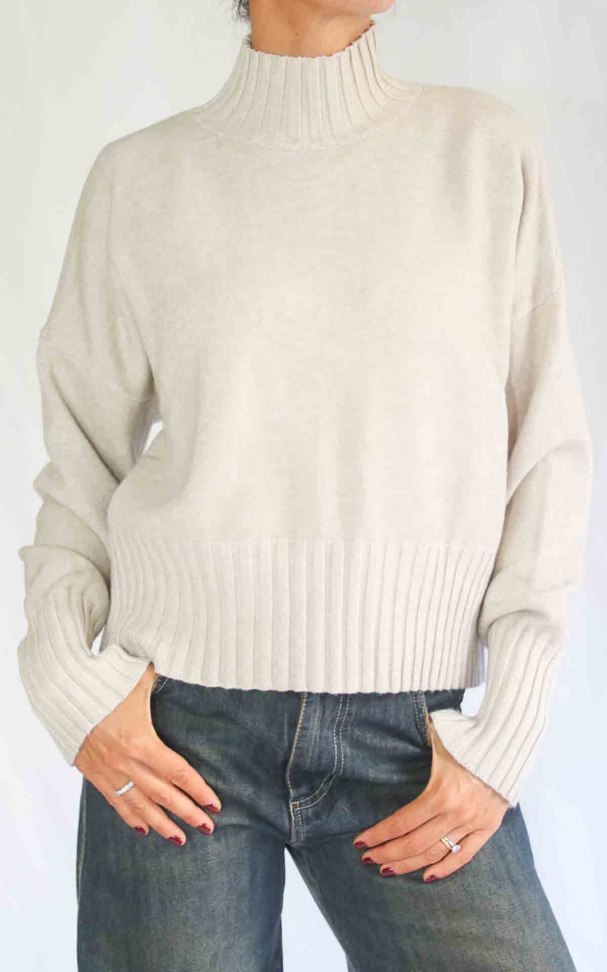 INITIAL - Maglia lupetto - PANNA