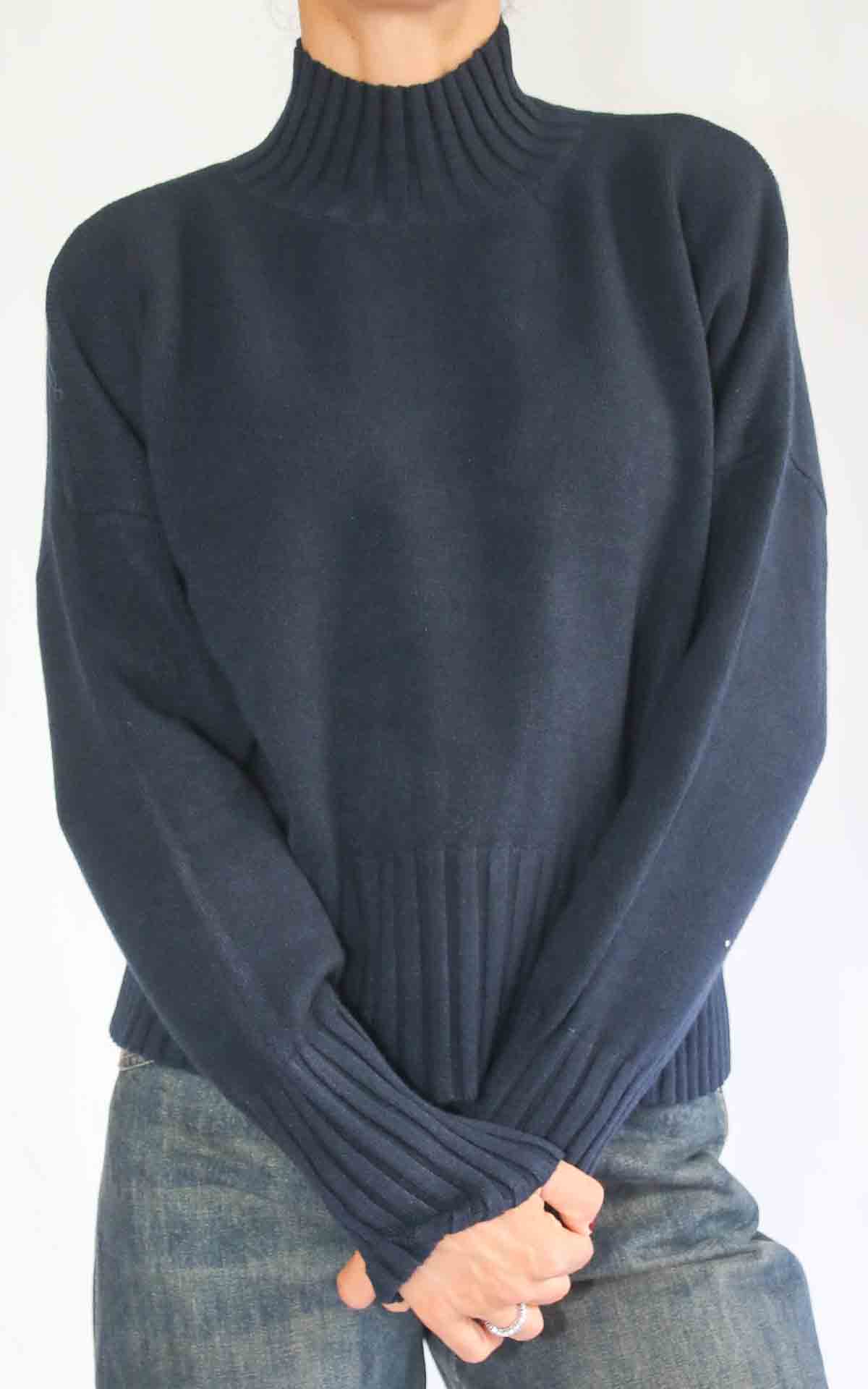 INITIAL - Maglia lupetto - BLU