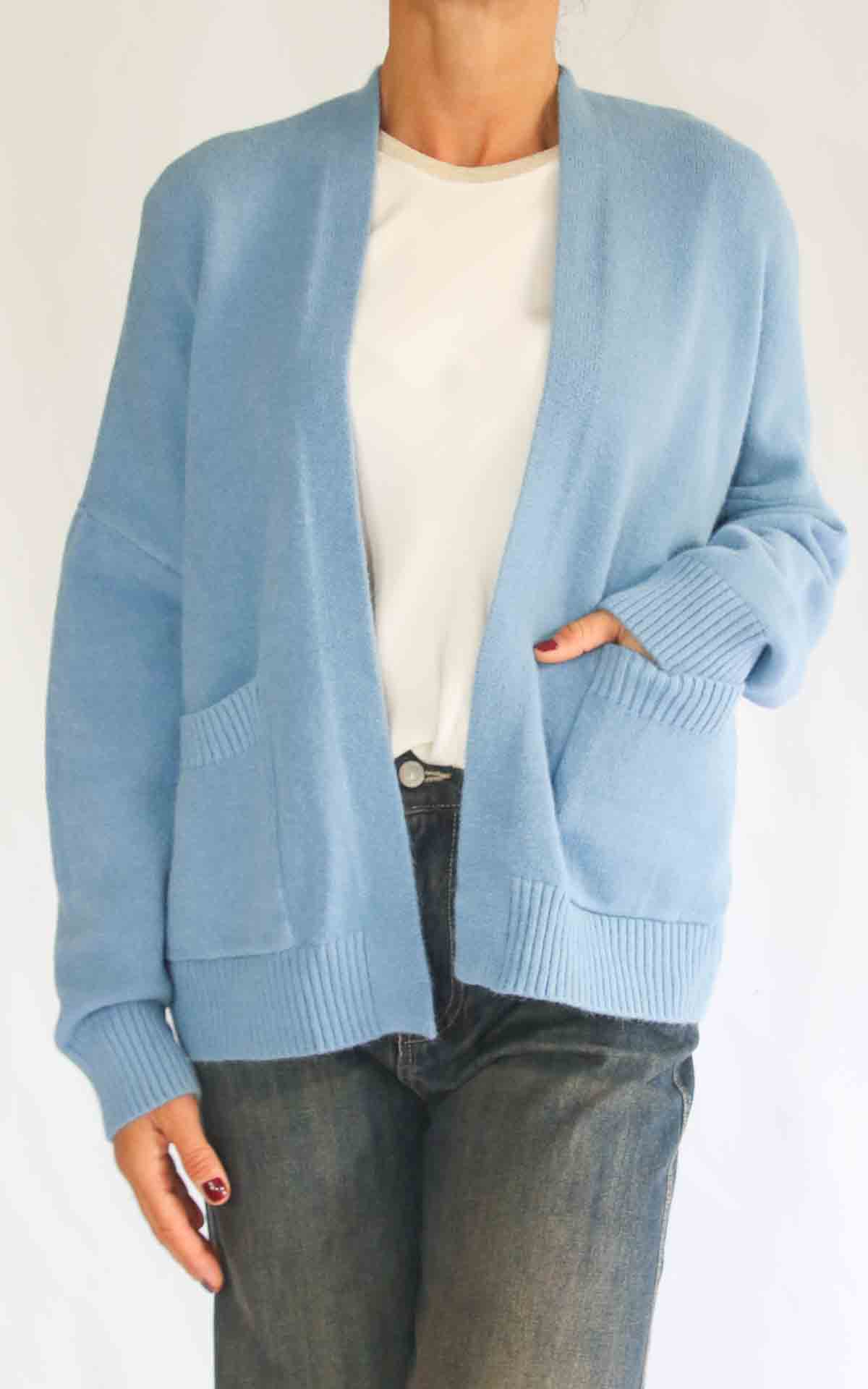 INITIAL - Cardigan corto - CELESTE