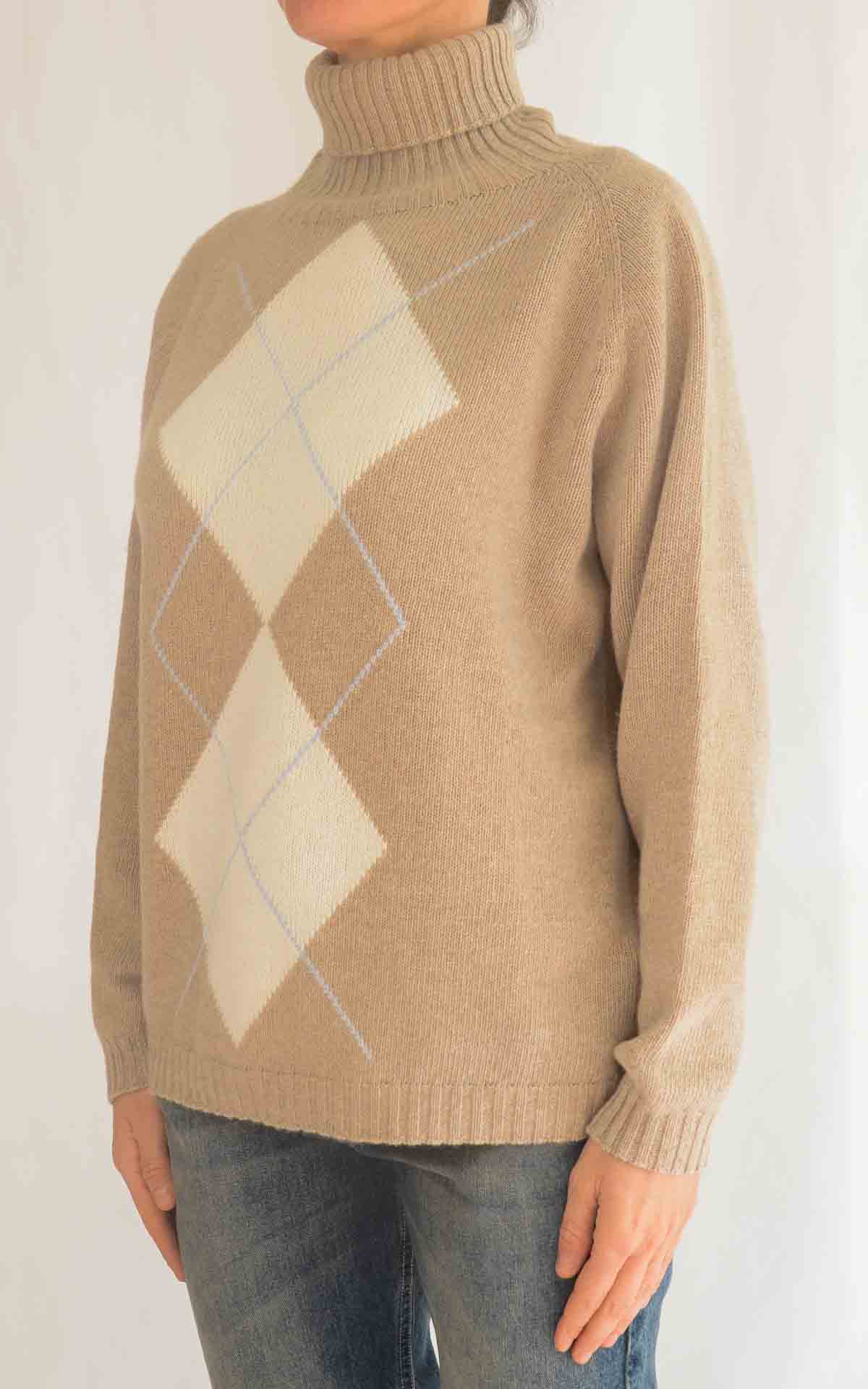 SUSYMIX - Maglia rombi collo alto - FANGO