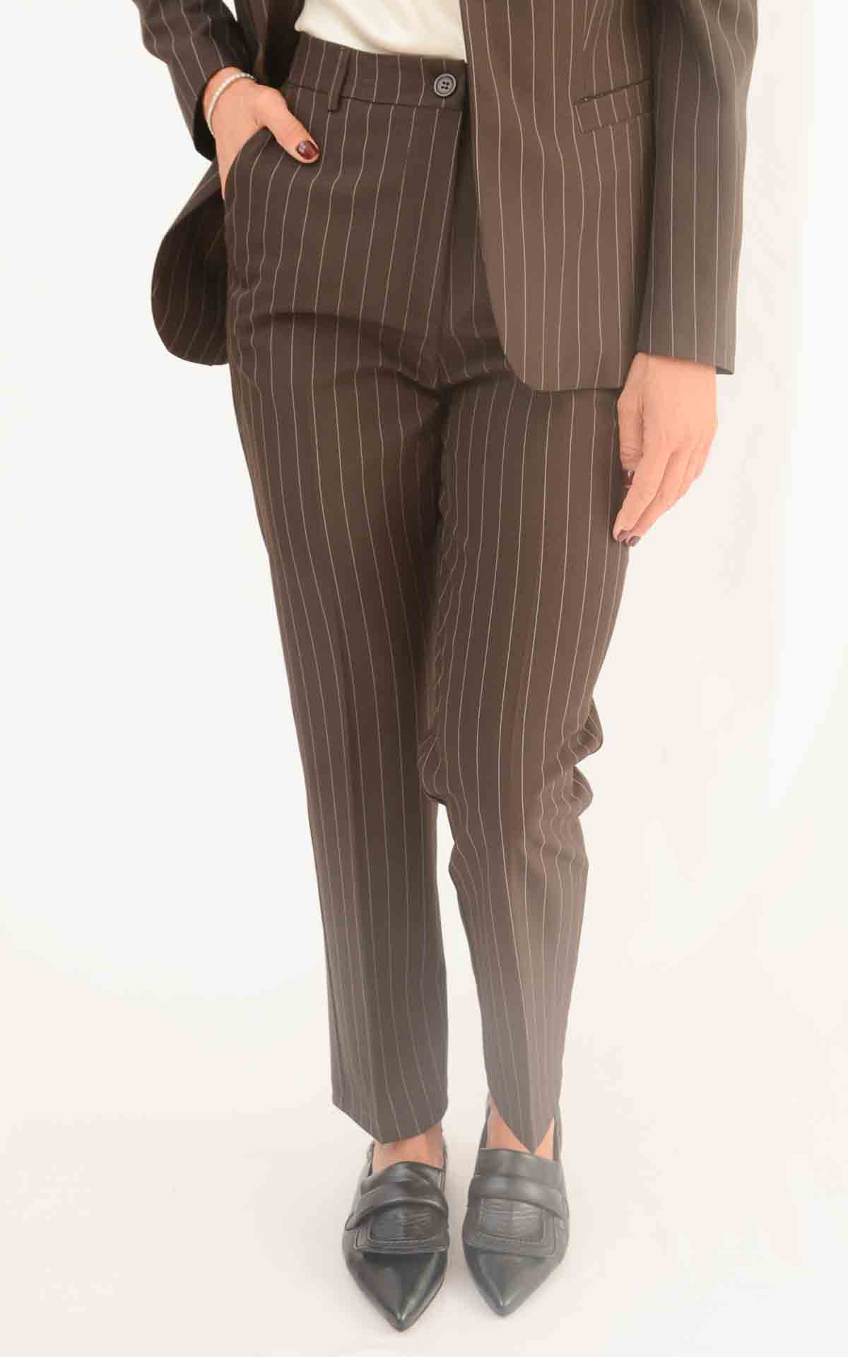 SUSY MIX – Completo gessato – MORO