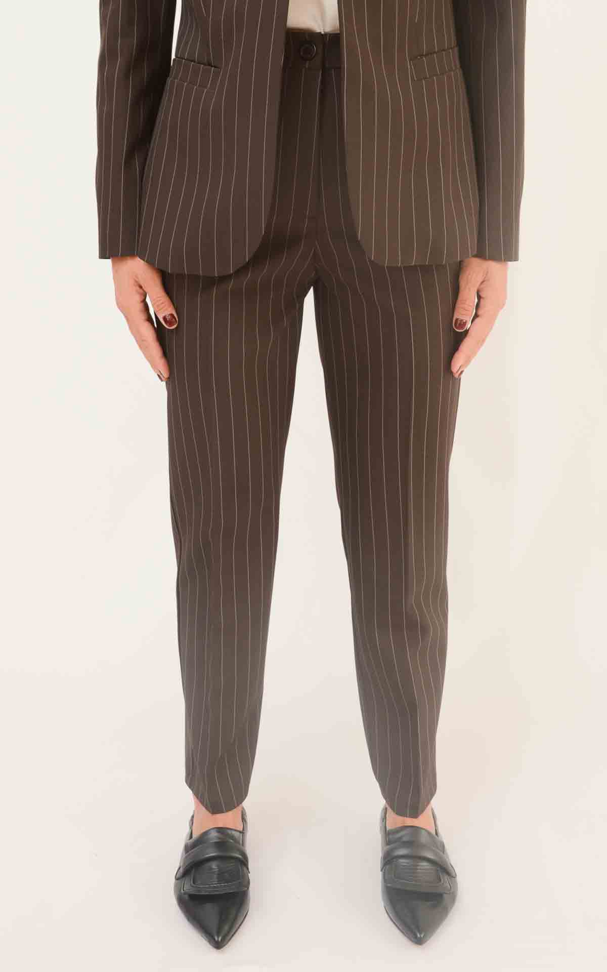 SUSY MIX – Completo gessato – MORO