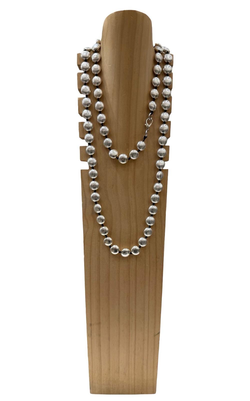 OFF-ON - Collana pietre martellate sfere piatte - ARGENTO